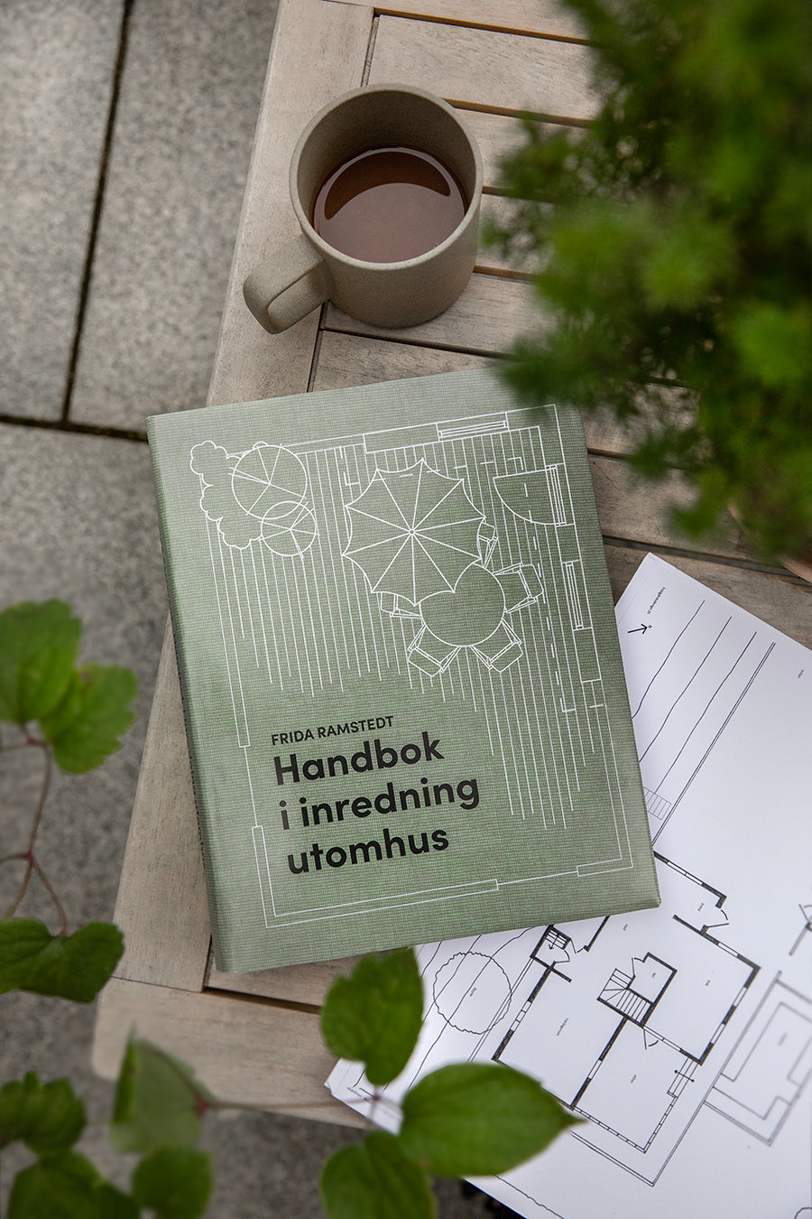 HandbokiinredningutomhusFridaRamstedt.jpg