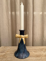 Ljusstake med rosett